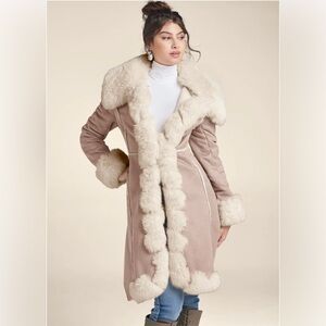 Gorgeous Pale Pink Suede and White faux fur coat size 6 never worn